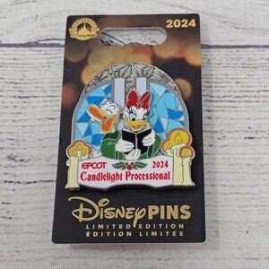 NEW! Disney Parks Epcot Holiday Candlelight Processional 2024 Donald & Daisy LE